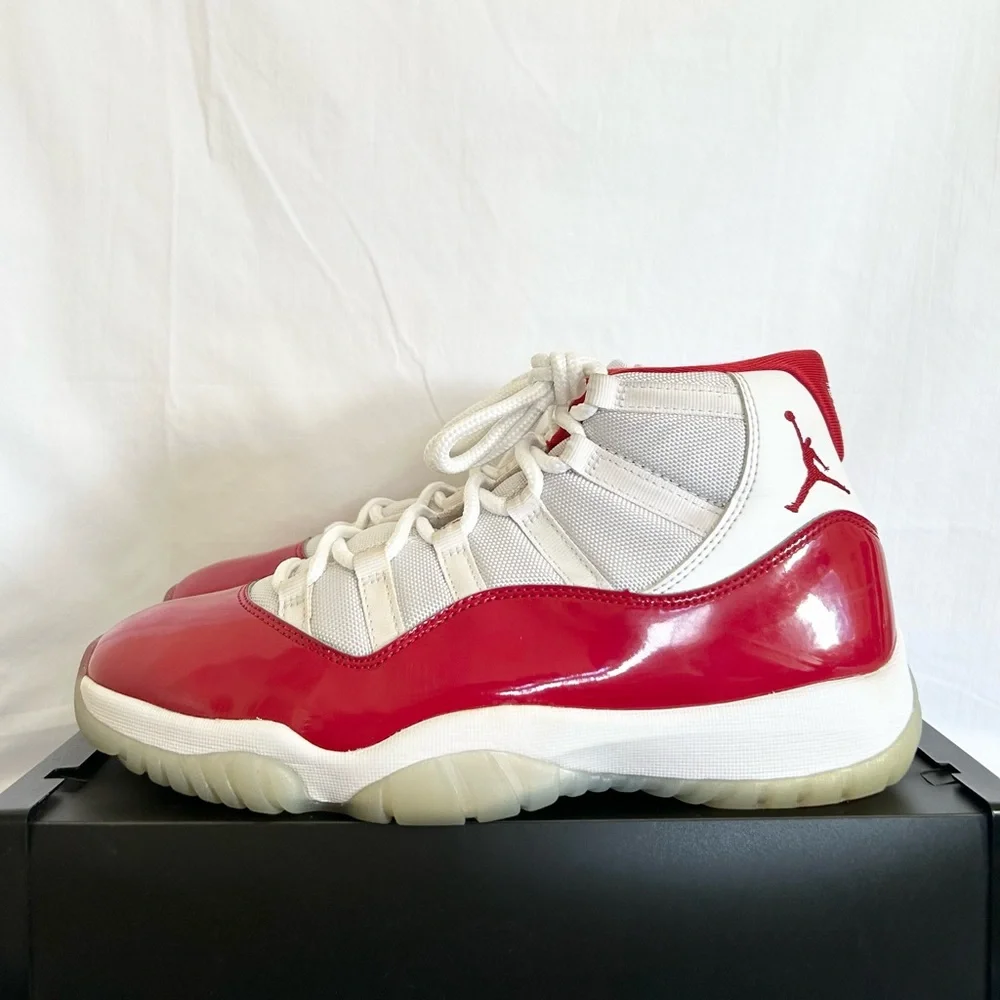 AUTHENTIC Jordan 11 Retro Cherry size 10.5 CT8012-116 2022 PRE-OWNED